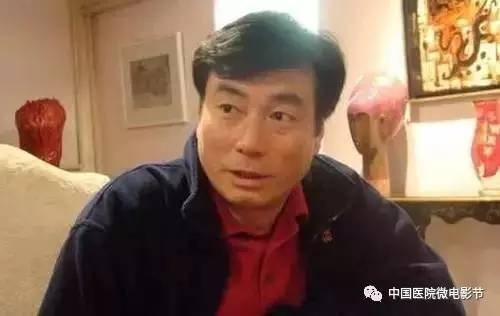 演员高文，与自然美景的邂逅与内心宁静之旅