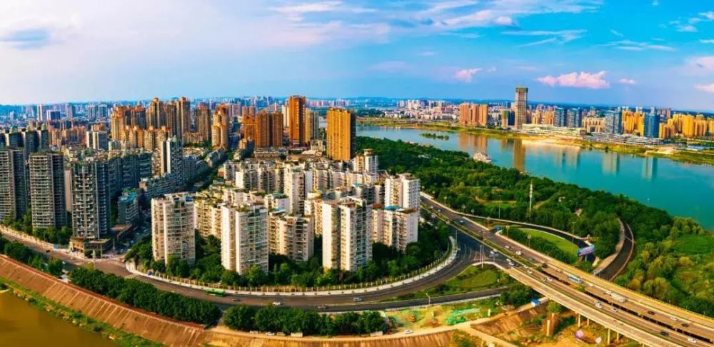 南充楼盘价格行情，城市成长中的居住变迁与你的成长故事