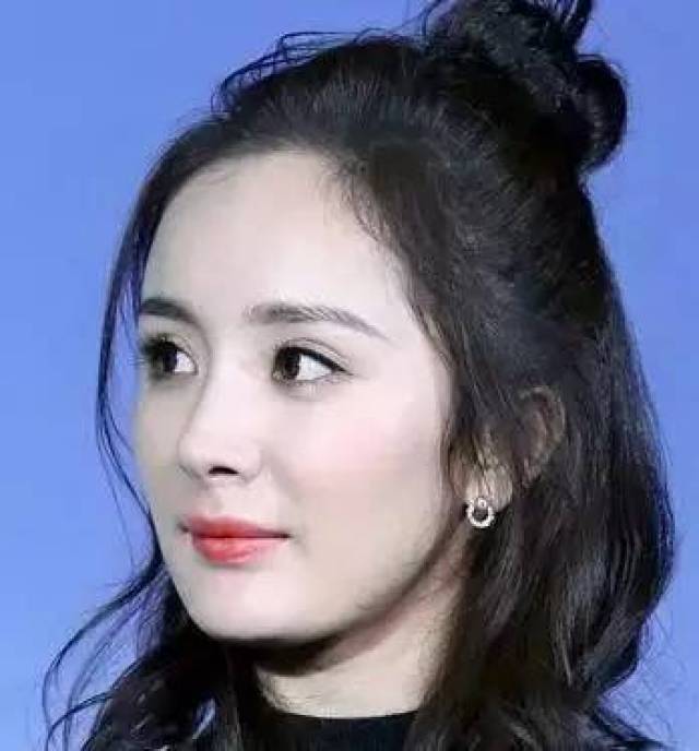 半明星，光芒与阴影间的闪耀之旅