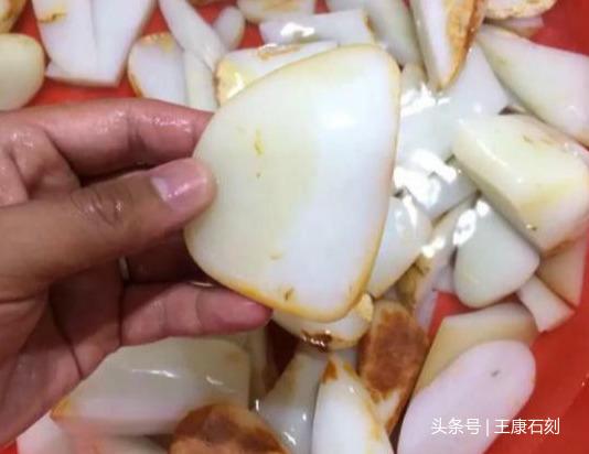 俄料玉价格行情深度解析