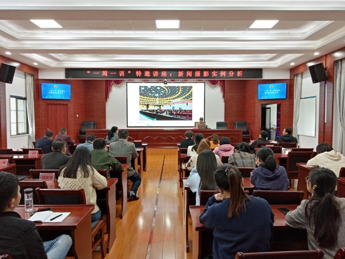 保定顺平最新新闻，小城温馨日常与深厚友情的见证